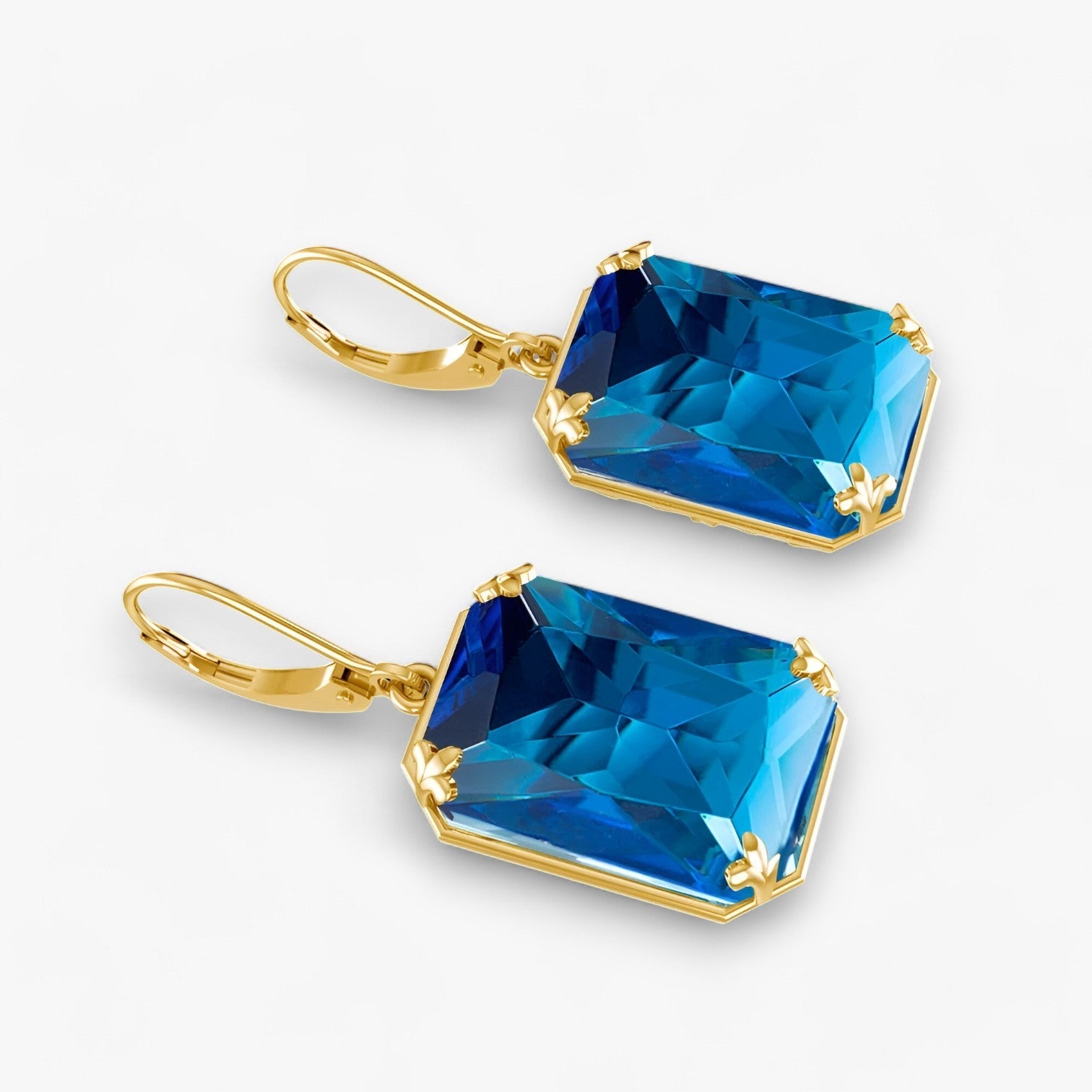 Amelia | Boucles d'oreilles pendantes en topaze bleue