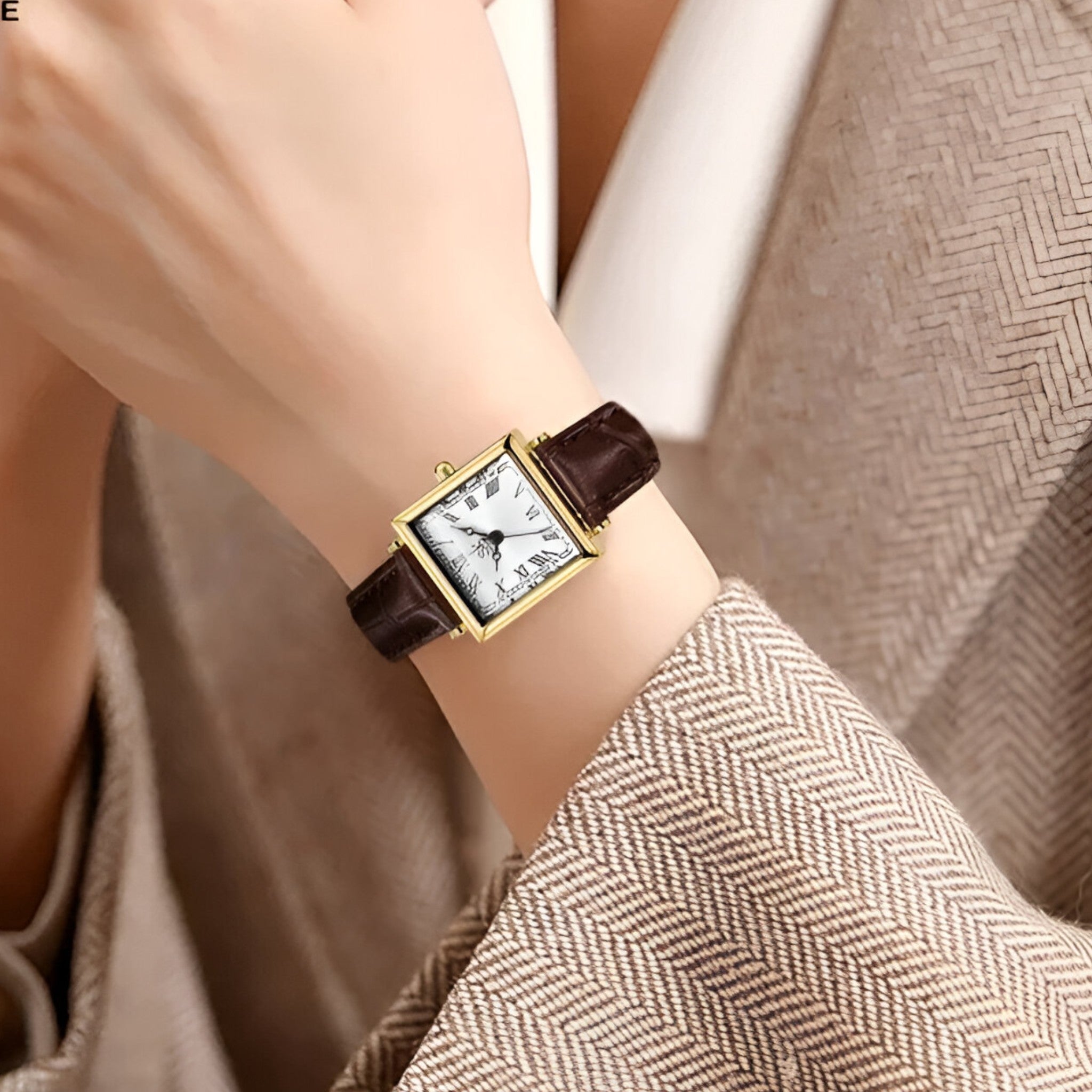 Charlotte | Montre carrée pour femmes